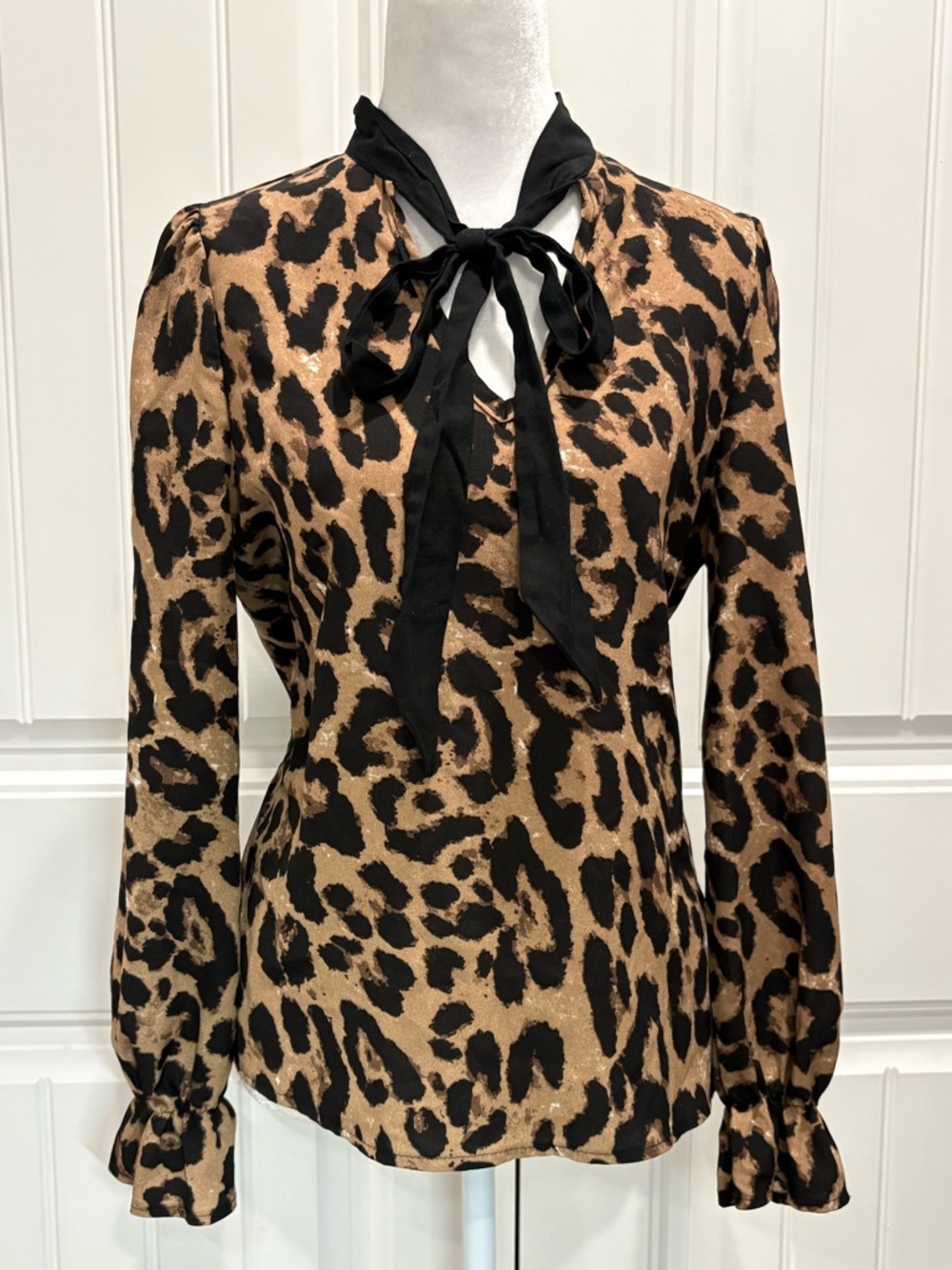 SHEIN Leopard Print Tie-Neck Blouse in Brown and Black Size M